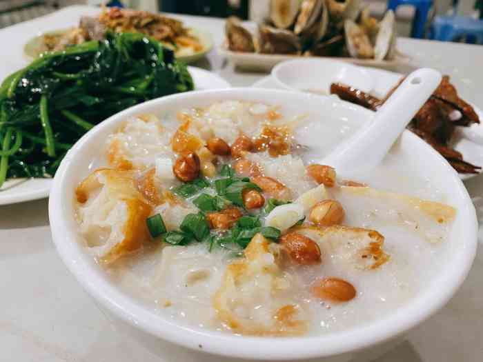 驰名猫记艇仔粥-"最喜欢星期一到星期五过来黄埔古港的猫记吃.