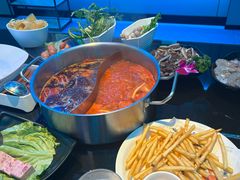 -唯爱KTV聚会餐厅(仙林东城汇店)