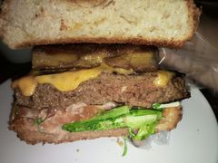 -HIGH FIVE哈福手工汉堡(桂林路店)