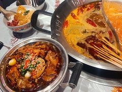 -大芊金重庆串串火锅(南京路店)