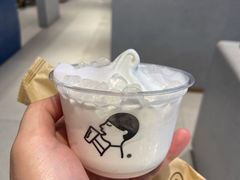 椰椰冻雪糕杯-喜茶(北京华贸购物中心店)