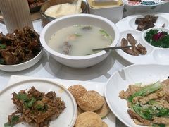 -梅利汴京烤鸭•开封豫菜地标店(东大街店)