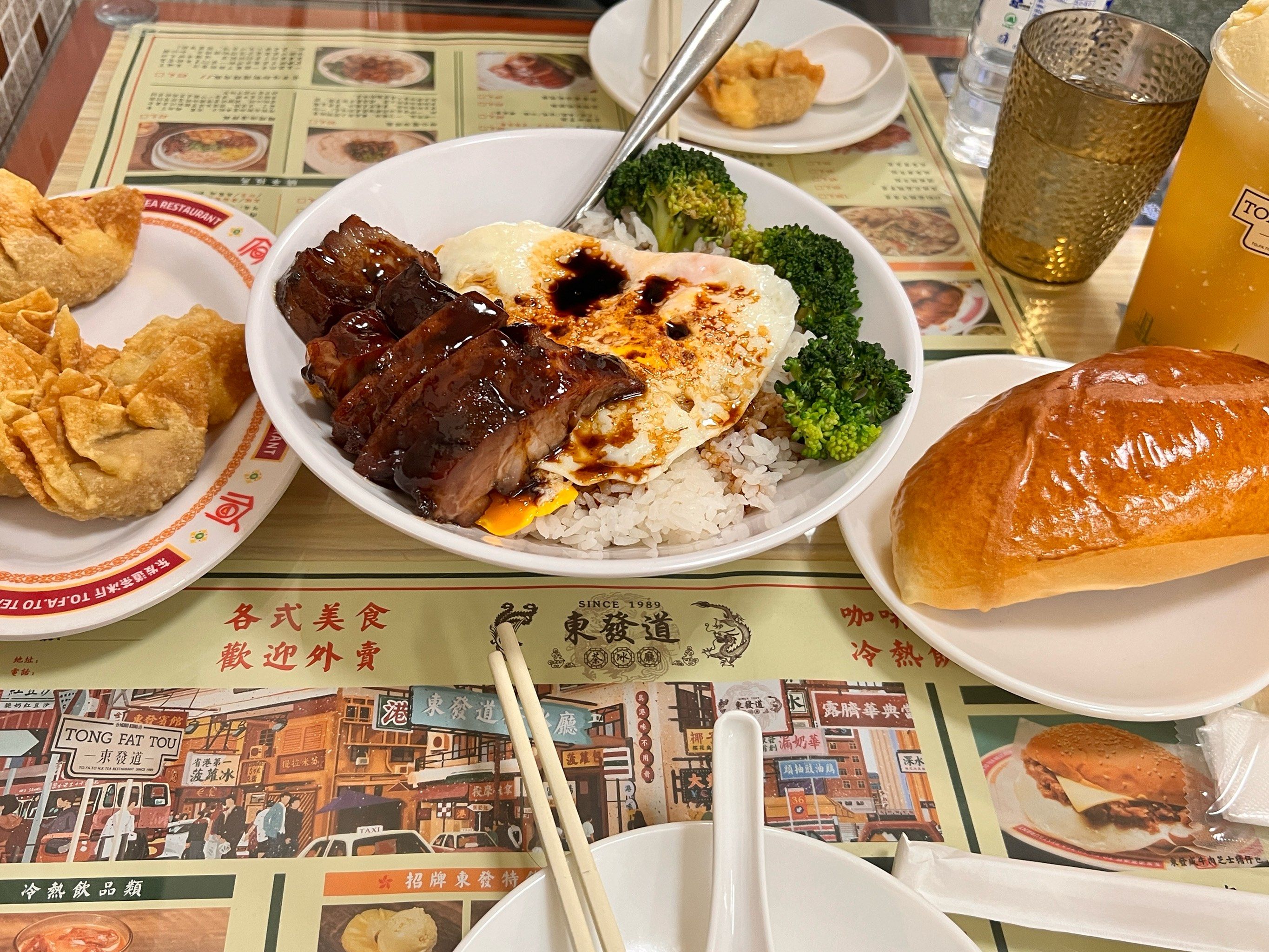 香港茶餐厅 港式茶餐厅 非常好吃,菜品丰富