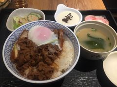 -牛気·越光米牛肉饭(水游城店)