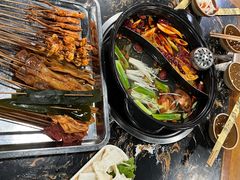 -灌县老妈砂锅串串香(万科红生活广场店)