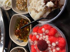 -洞亭火锅(防空洞总店)