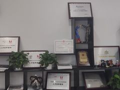 -CGWANG王氏教育(重庆校区)