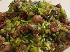 怪味牛柳-恩宏德餐馆(平山道店)