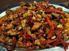 特色辣子鸡-乌苏疆遇集市烧烤新疆菜(乌苏啤酒小镇店)