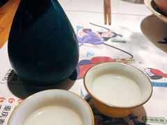 发酵朝鲜糯米酒-酒阳蒸经小酒馆(解放碑店)