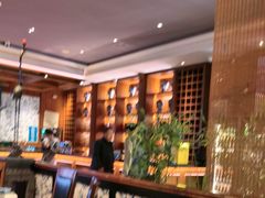 -八府香鸭·啫啫煲(华山路店)