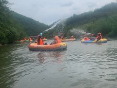 -雅鲁激流探险漂流