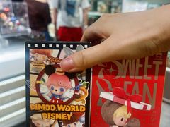 -泡泡玛特POPMART(上海环球港店)