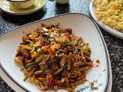 酸菜炒肉-海韵人家.海景花园经典云南菜(双廊店)