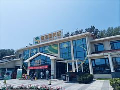 -窦店服务区-停车场