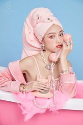 -onlygirl摄影美学馆高端定制(江滩店)