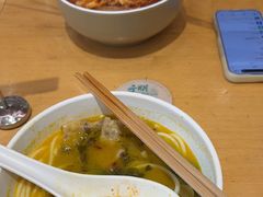 -三千粉牛肉米粉(来客茂店)