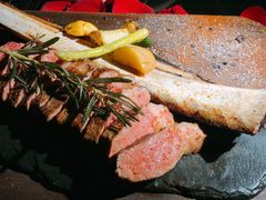 M9带骨和牛肋排-wann lounge 低温慢煮牛排·清吧