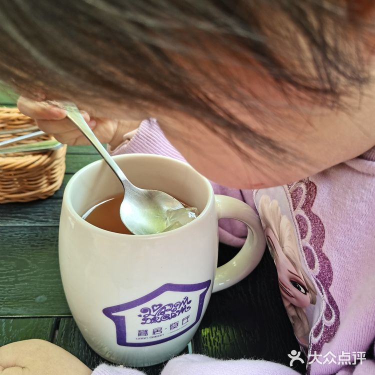 去街头偶遇春天｜回眸窝居完美邂逅