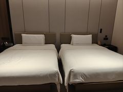 -珠海拱北富华里环宇城亚朵酒店