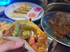 -Famous肥猫墨西哥音乐餐吧(五棵松华熙LIVE店)