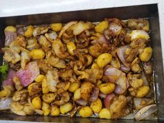 -老东镇啤酒屋海鲜加工·蒸汽海鲜·海鲜烧烤(台东店)