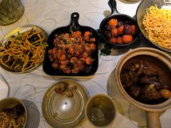 -巴厘龙虾·榜首油焖大虾(音乐学院·沿江酒馆店)