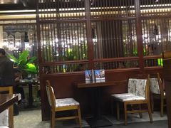 -阿瓦山寨·湘菜现炒·剁椒鱼头王(咸阳总店)