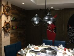 包厢-船梆煮•蒸汽海鲜·炉火烤肉(五四广场店)