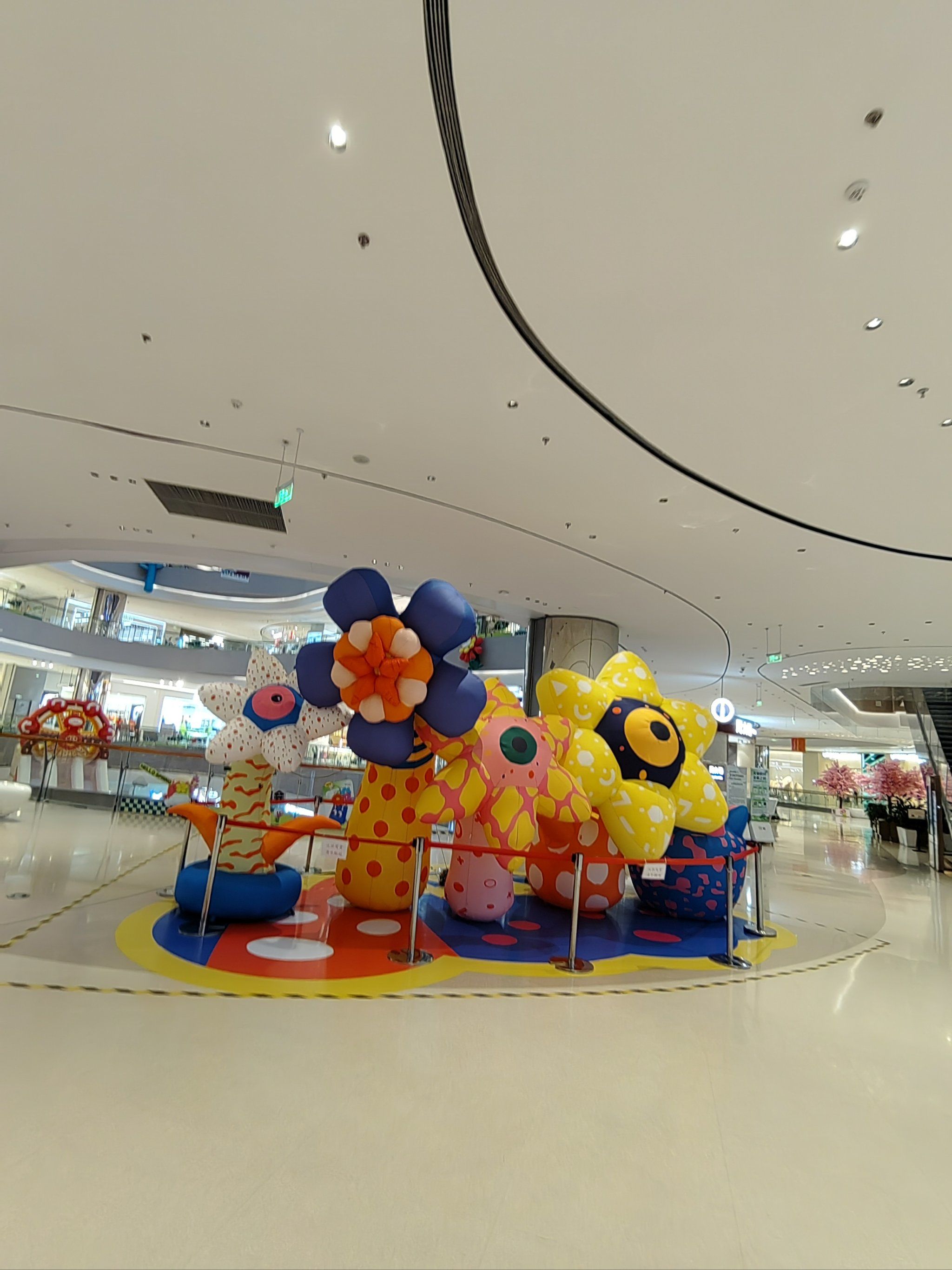 康桥新田360广场游记