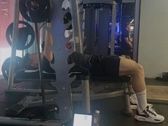 -懒人Club健身(卓越时代广场店)