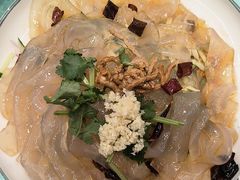 -鹤乡东北菜(崮山路店)