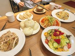 新疆大拌菜-贯贯吉·清真餐厅(浙江中路店)