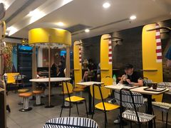 用餐区-麦当劳(宜安广场店)