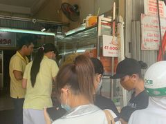 -Bánh Mì Huynh Hoa