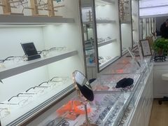 -翰佐蔡司小乐圆·依视路星趣控·暴龙眼镜折扣店