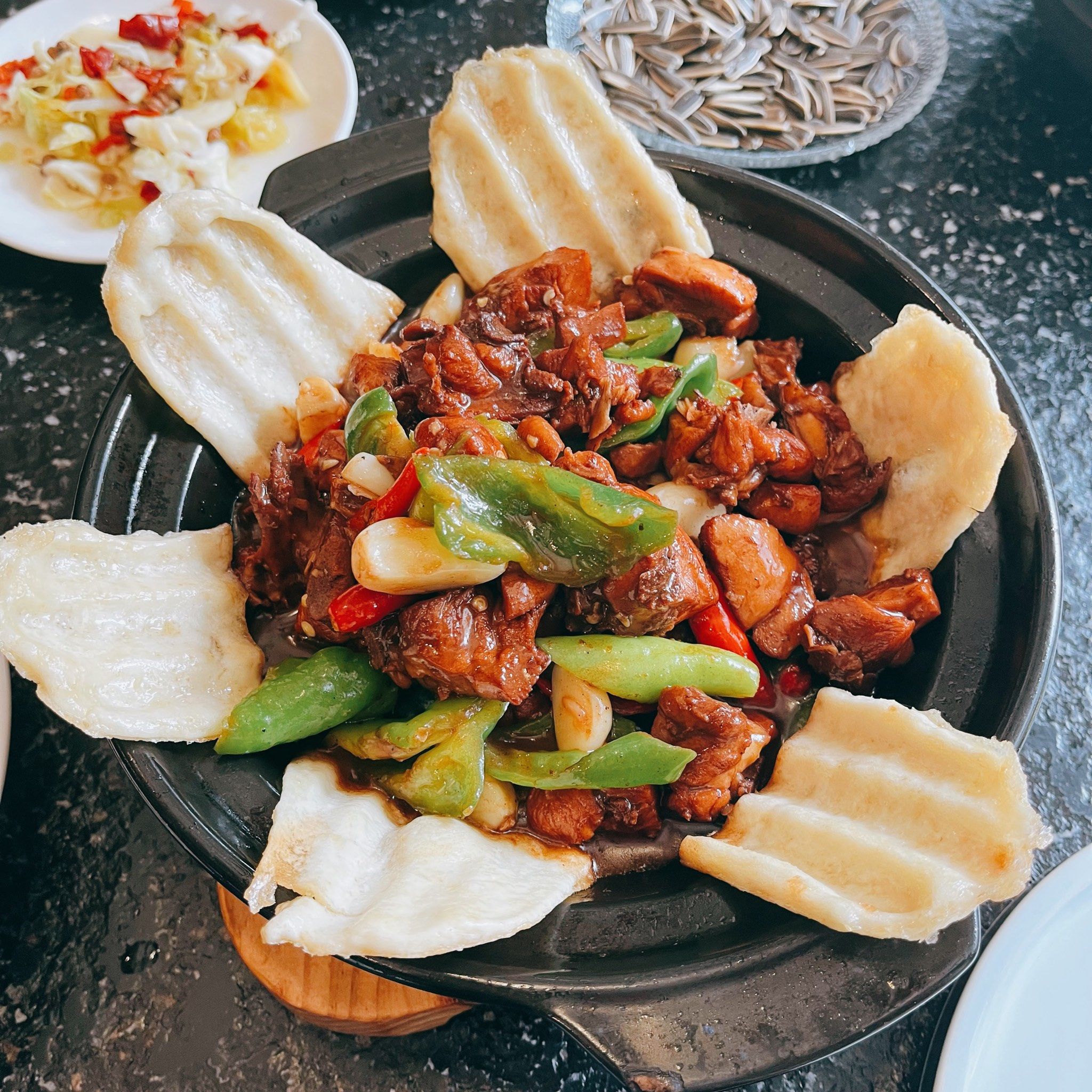 地锅鸡