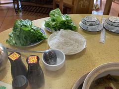 -东巴谷野生菌火锅餐厅