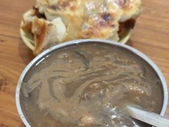 -丁红照水煎包胡辣汤