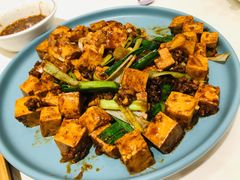 -巢香扣肉馆