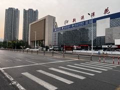 -赶海部落海鲜城(海阳路店)