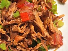 小炒白参腊味-一坐一忘云南菜(卓悦中心)