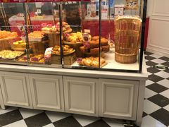 面包甜点陈列柜-味多美蛋糕(苏州街地铁店)