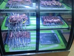 -烤肉小伙烤肉店
