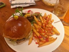 -宝莱纳啤酒花园餐厅PAULANER BRAUHAUS Nanjing(广州路店)