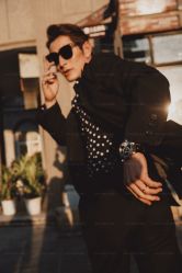 -AOROA·奥洛拉婚纱摄影·旅拍·礼服