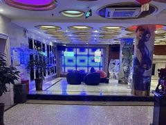 -爆米花量贩式KTV(地王广场D3店)