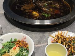 -忘情水鱼头·鲜鱼火锅(滨江中路店)