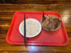 -万和春排骨砂锅米饭(湖北路店)