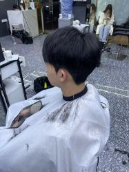 -藤野造型专业烫染接发